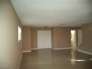 Photo #3: 2206478 Listing 