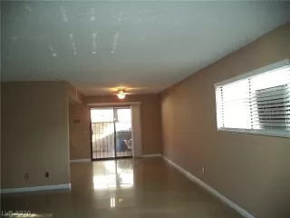 Photo #4: 2206478 Listing 