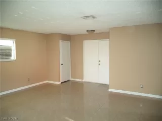 Photo #6: 2206478 Listing 