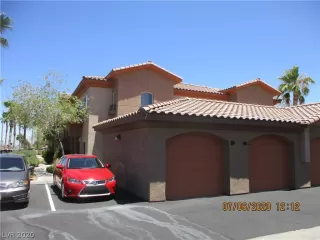 Photo #2: 2206487 Listing