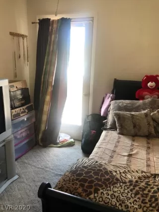 Photo #4: 2206552 Listing