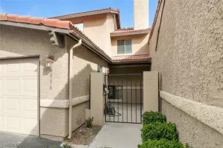 Photo #1: 2206553 Listing