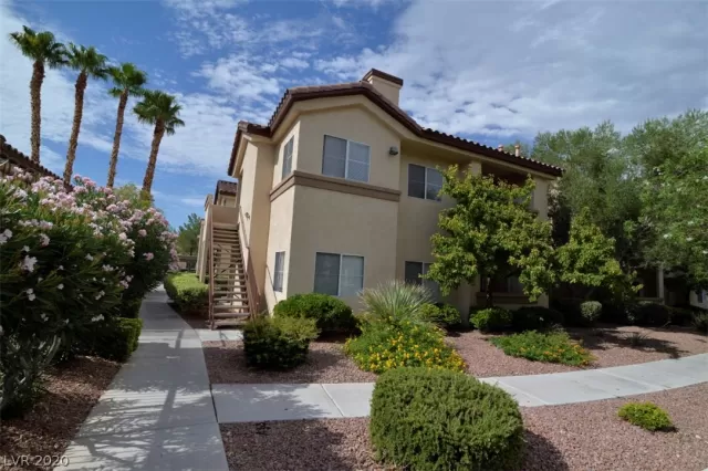 MLS: 2206622 Condo For Sale