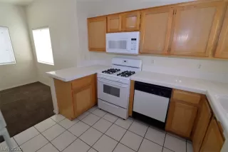 Photo #3: 2206622 Listing 