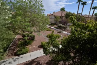 Photo #6: 2206622 Listing 