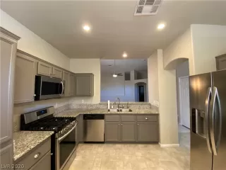 Photo #3: 2206689 Listing 