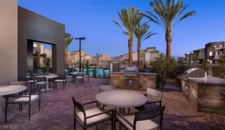 Photo #1: 2206748 Listing