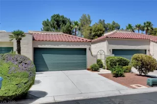 Photo #2: 2206750 Listing