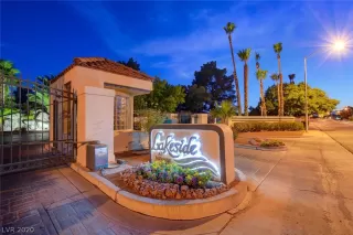 Photo #5: 2206750 Listing