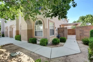 Photo #3: 2206773 Listing 