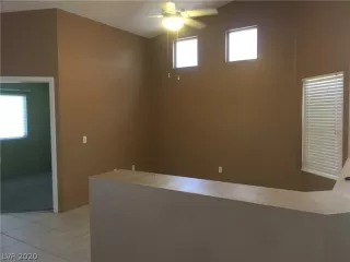 Photo #2: 2206823 Listing 