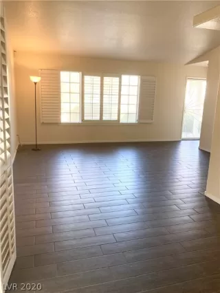 Photo #2: 2206826 Listing