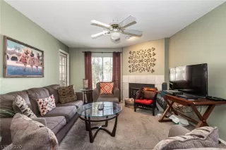 Photo #2: 2206852 Listing