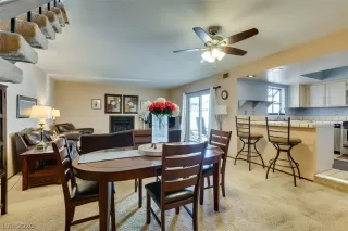 Photo #2: 2206856 Listing