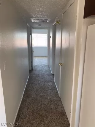 Photo #6: 2206910 Listing