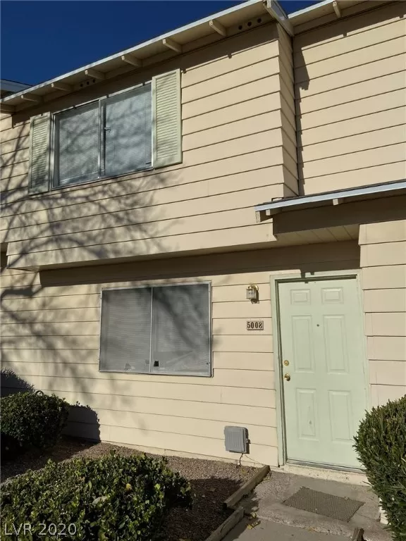 MLS: 2206965 Condo For Sale