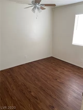 Photo #5: 2206965 Listing