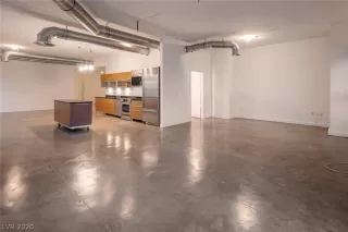 Photo #6: 2206987 Listing