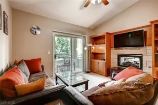 Photo #2: 2206990 Listing 