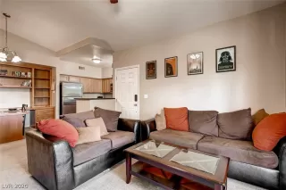 Photo #3: 2206990 Listing 