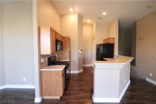 Photo #2: 2207000 Listing