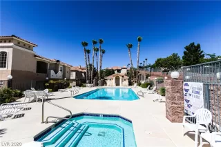 Photo #2: 2207082 Listing