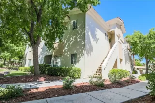 Photo #1: 2207097 Listing 