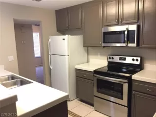 Photo #4: 2207218 Listing 