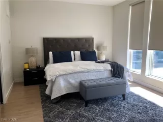 Photo #3: 2207250 Listing