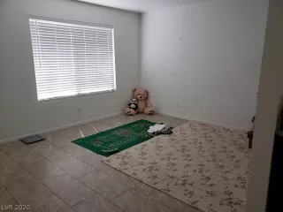 Photo #5: 2207262 Listing