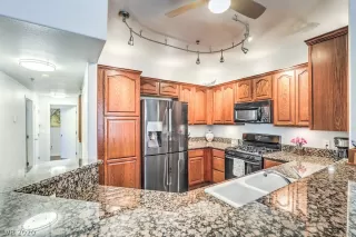 Photo #2: 2207290 Listing