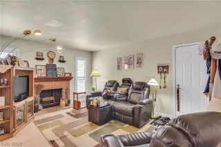 Photo #3: 2207341 Listing 