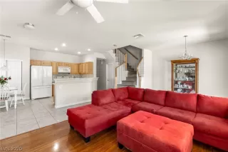 Photo #6: 2207356 Listing