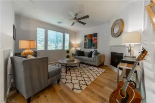 Photo #2: 2207363 Listing