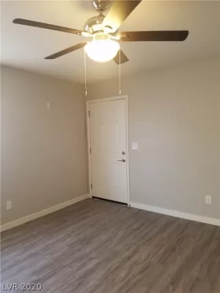 Photo #4: 2207447 Listing 