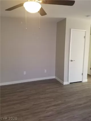 Photo #5: 2207447 Listing 