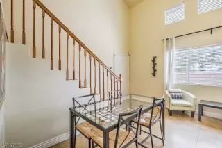 Photo #3: 2207524 Listing