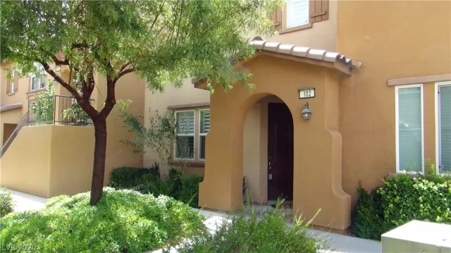 MLS: 2207547 Condo For Sale