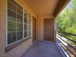 Photo #2: 2207560 Listing 