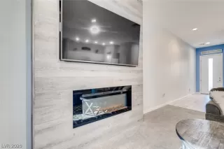 Photo #4: 2207567 Listing 