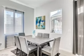 Photo #6: 2207567 Listing 