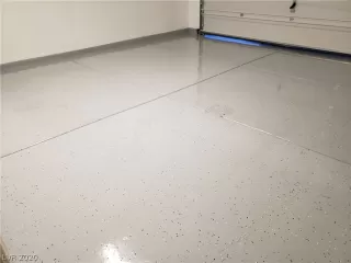 Photo #2: 2207595 Listing 