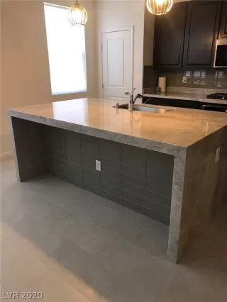 Photo #6: 2207595 Listing 