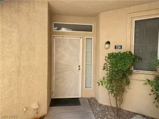 Photo #2: 2207681 Listing