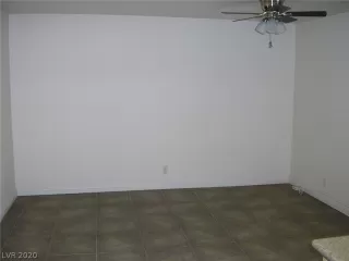 Photo #5: 2207734 Listing