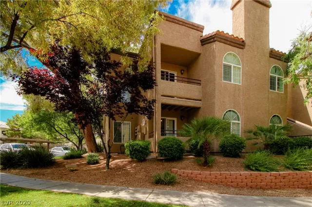 MLS: 2207779 Condo For Sale