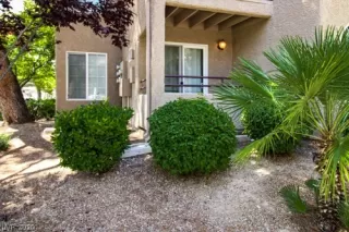 Photo #2: 2207779 Listing 