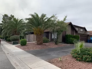 Photo #1: 2207865 Listing 