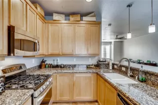 Photo #2: 2207896 Listing