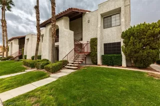 Photo #2: 2207914 Listing 